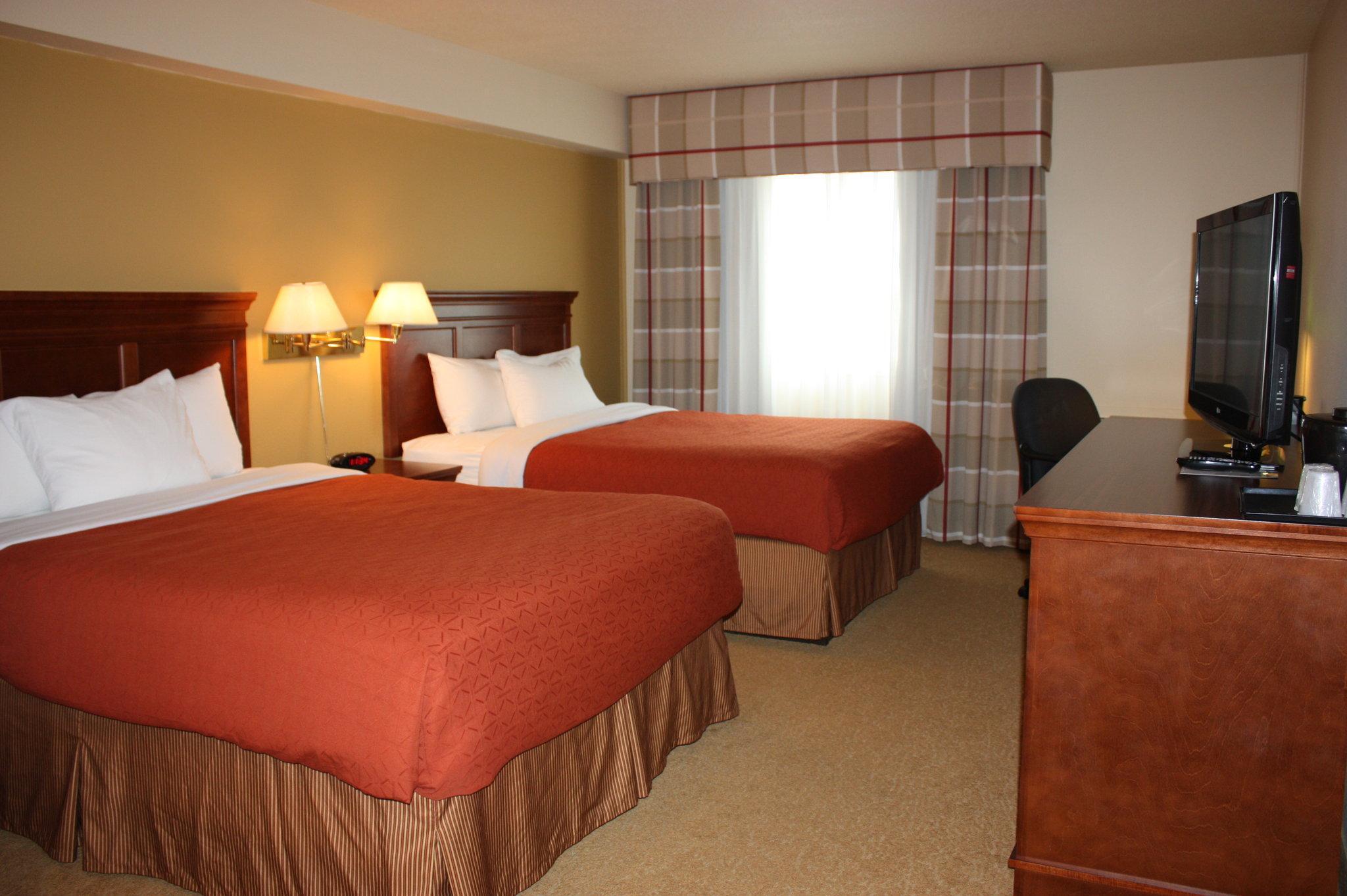 Travelodge Suites By Wyndham Regina - Eastgate Bay Zewnętrze zdjęcie
