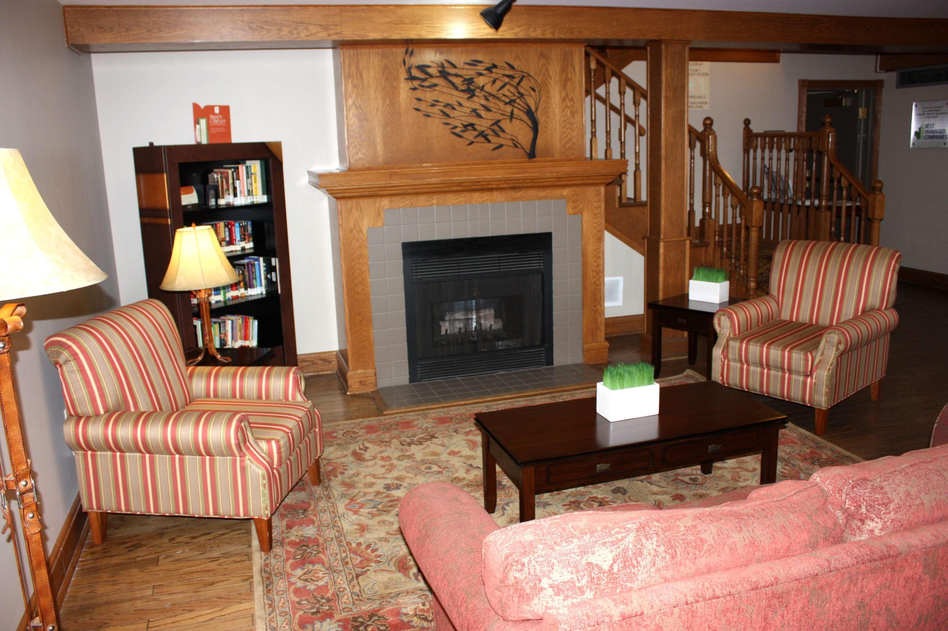 Travelodge Suites By Wyndham Regina - Eastgate Bay Zewnętrze zdjęcie