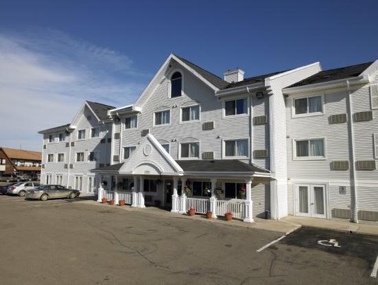 Travelodge Suites By Wyndham Regina - Eastgate Bay Zewnętrze zdjęcie